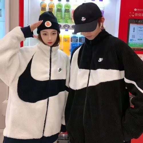 Nike Swoosh Fleece Jacket Oversized Zip-Up Jacket Black and White