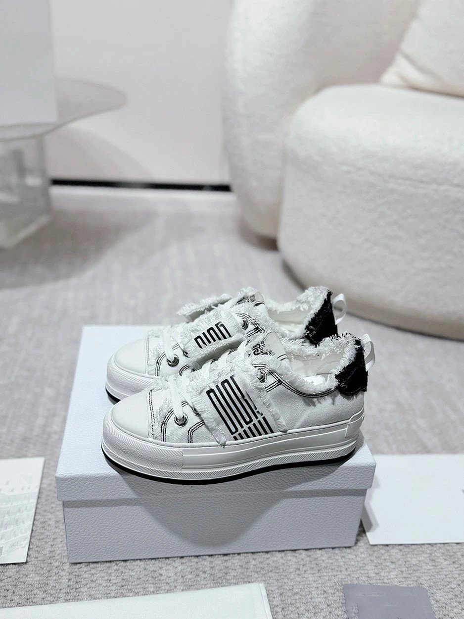 2 2