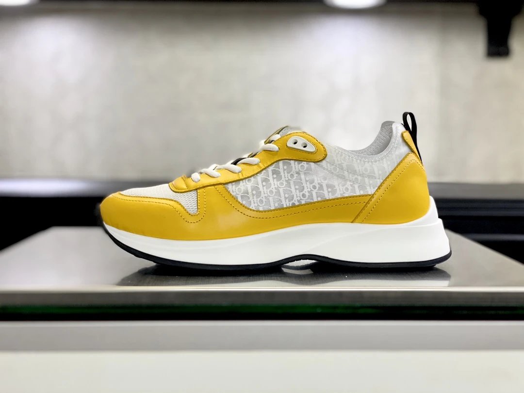 8 8