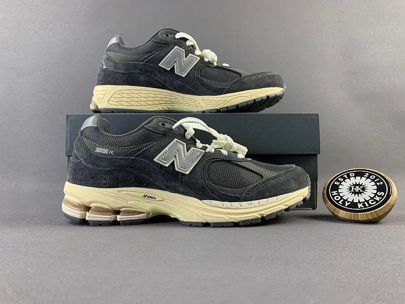 22 22