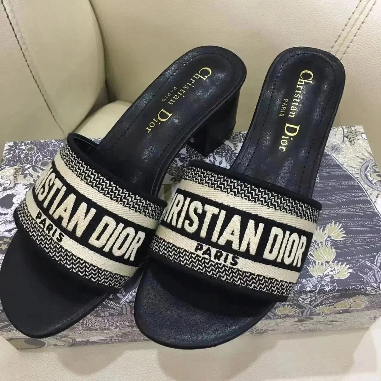 15 15