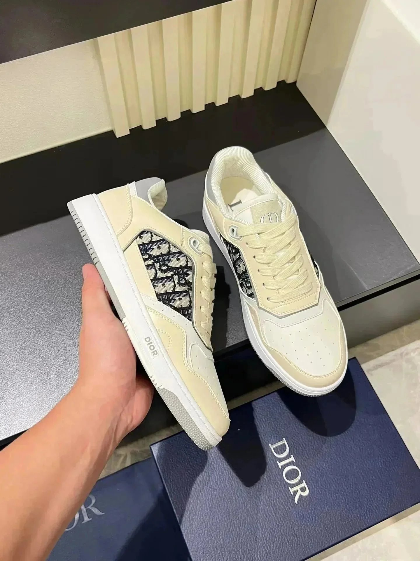 017 017