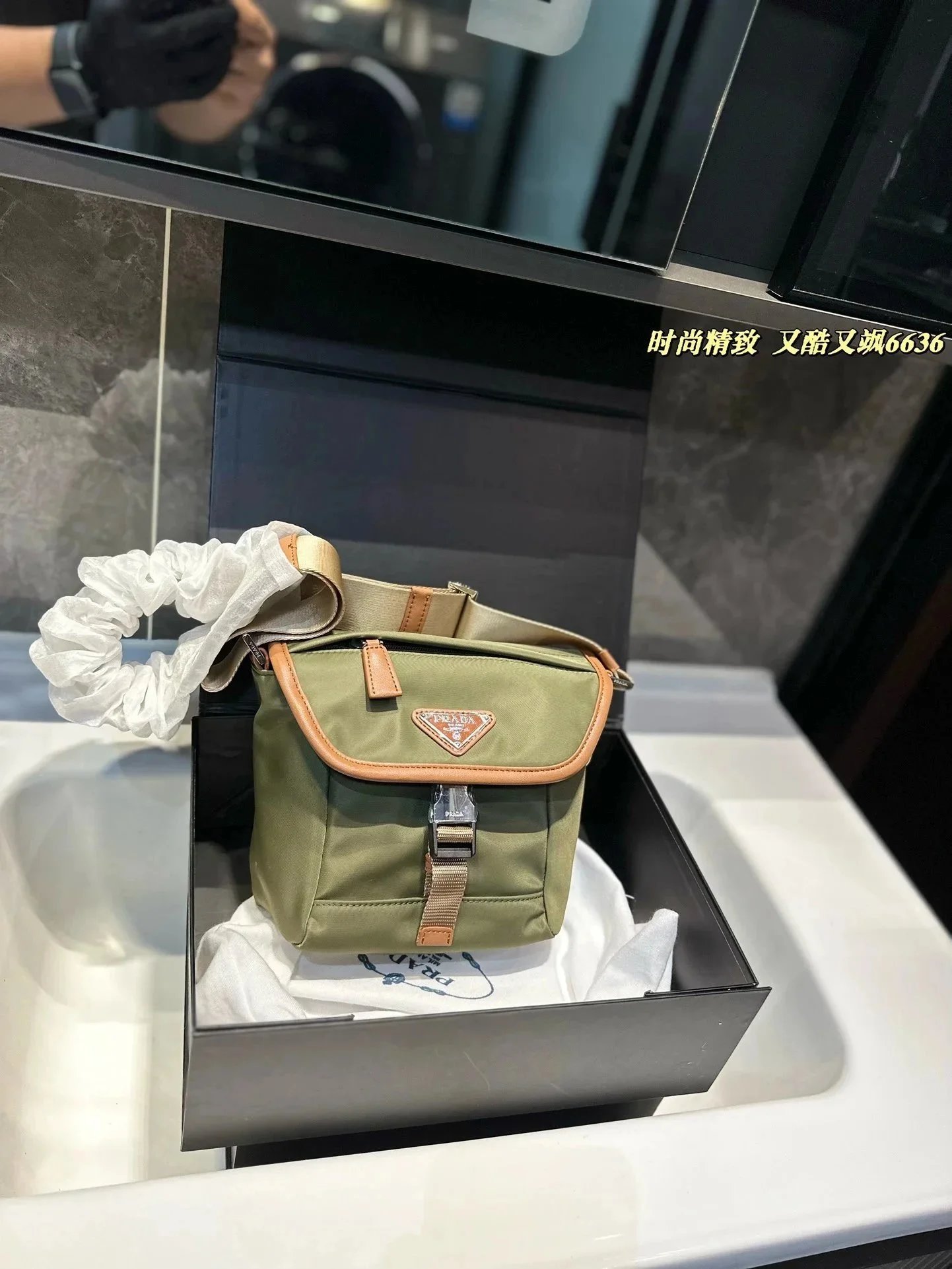 050404042-3(Size:16*15*8cm) 050404042-3(Size:16*15*8cm)