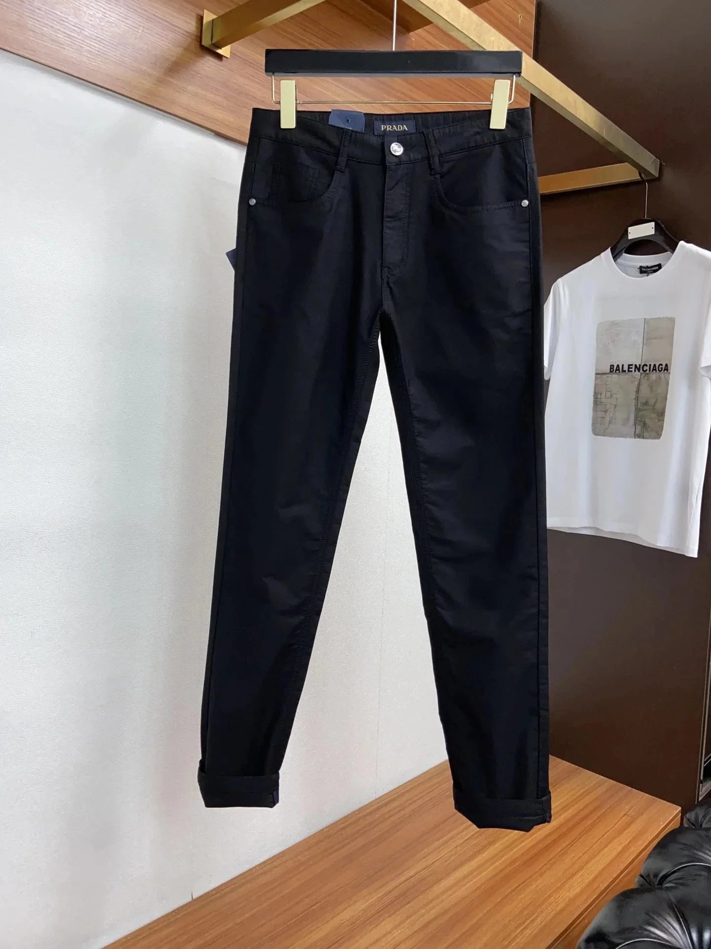 4 4