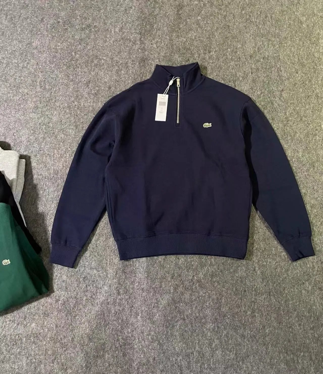 3 3