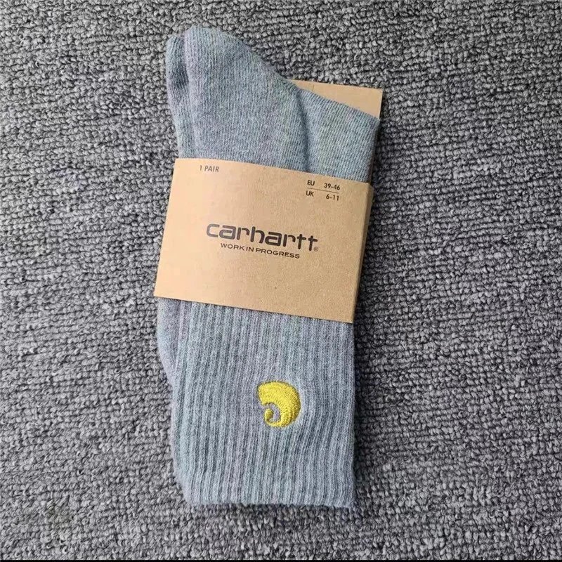 灰色 灰色