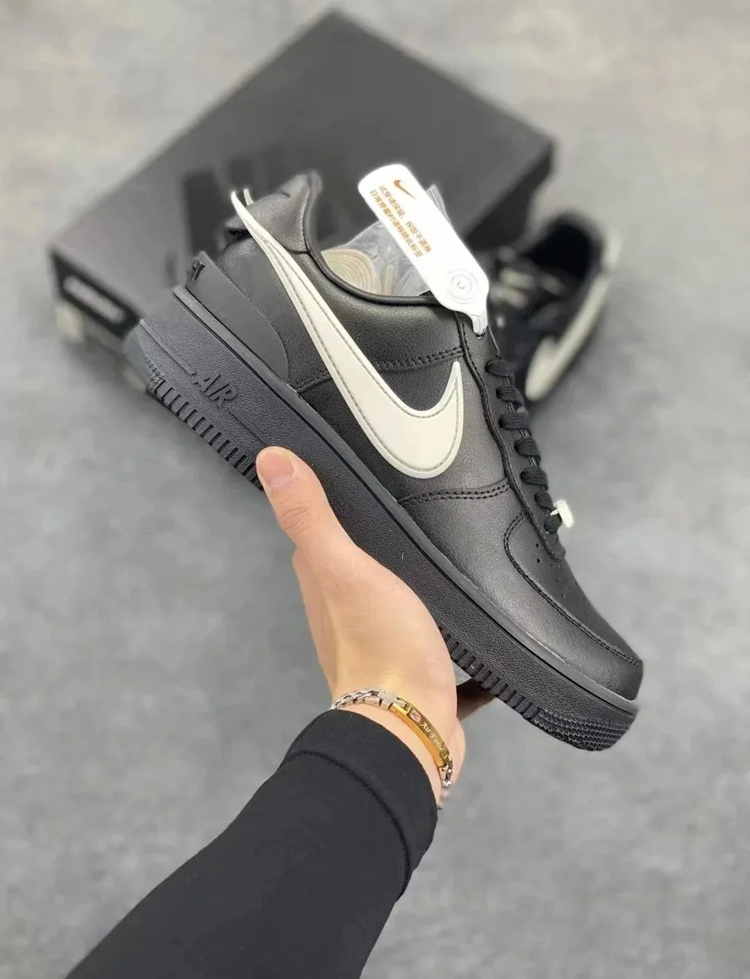 5 5