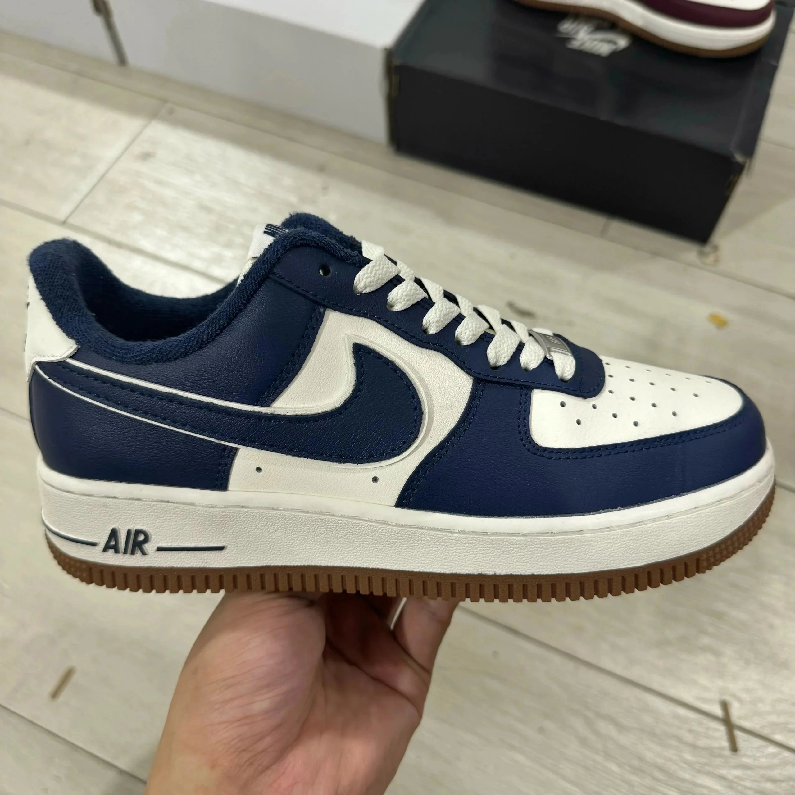 白鹫蓝