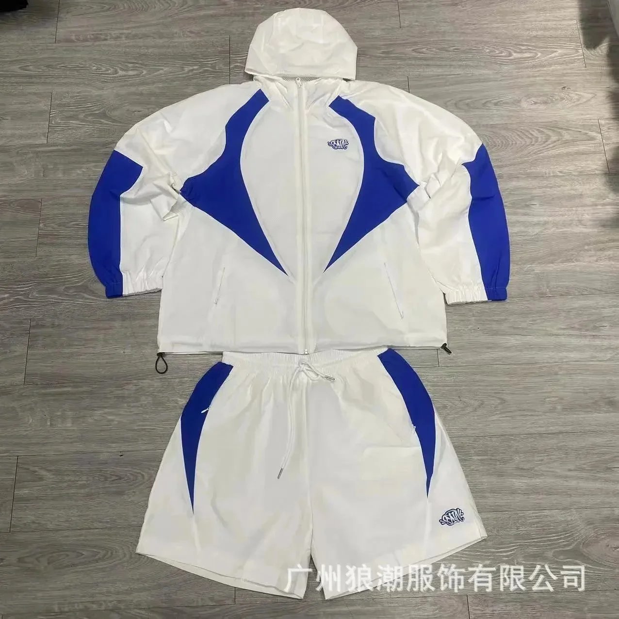 15 15