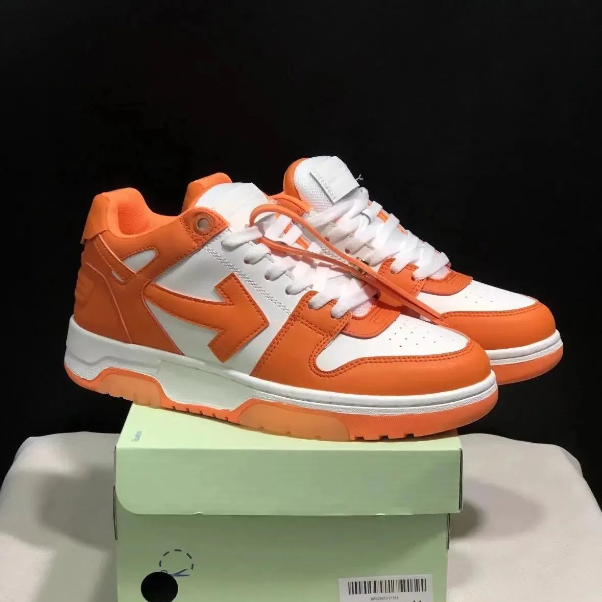 25 25
