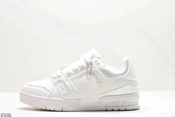 AF022