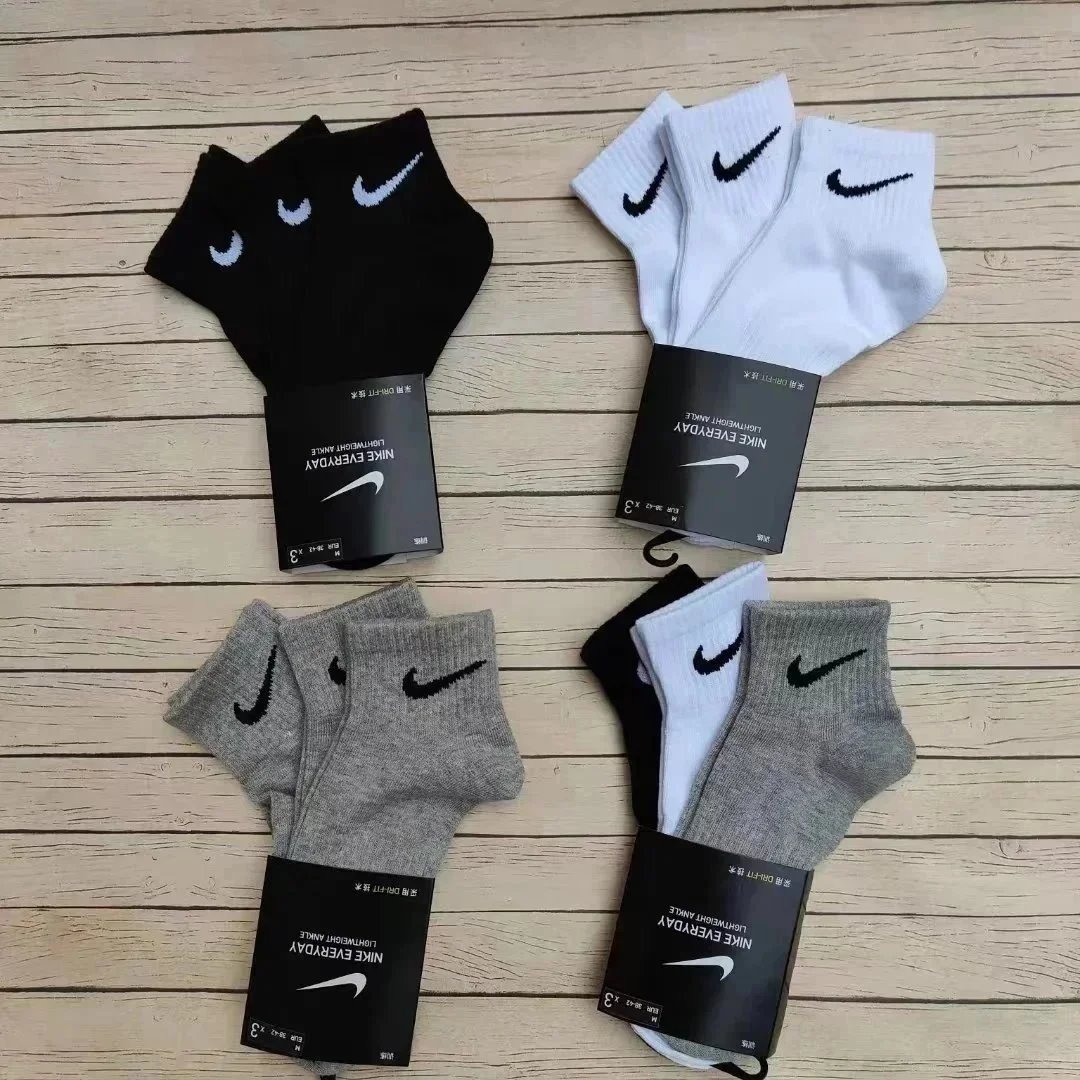 101014002 (grey 3 pairs )