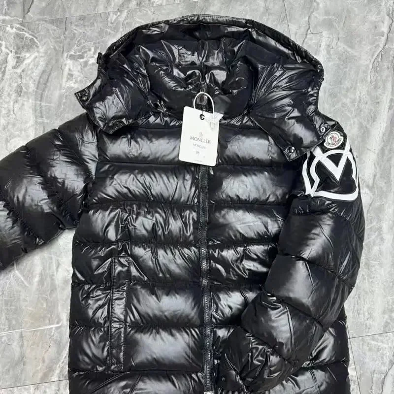 Moncler*-羽绒服02