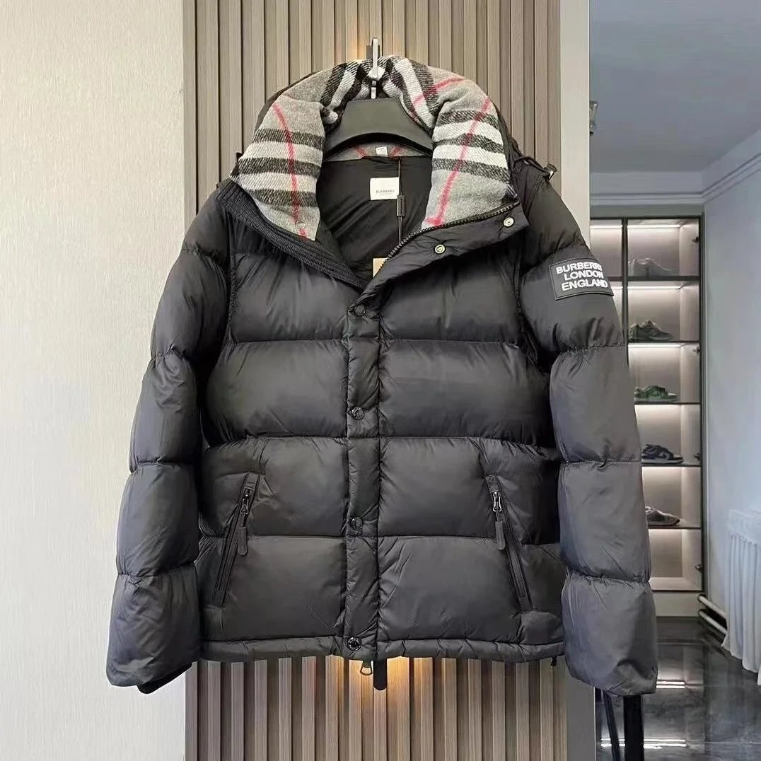 Burberry jacket黑色 Burberry jacket黑色