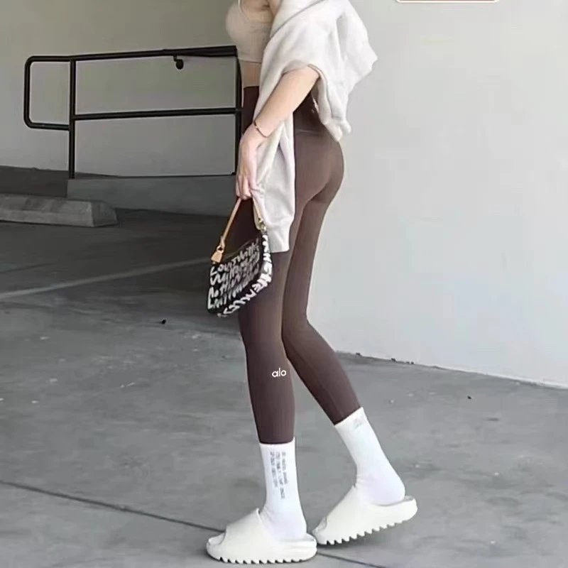 咖色