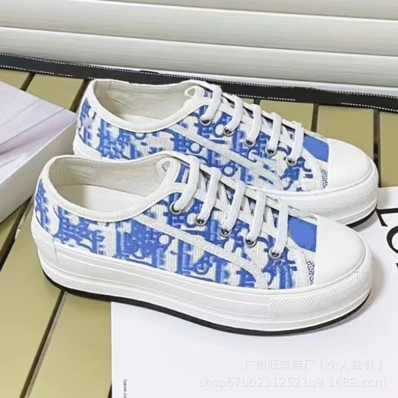 厚底 字母 浅蓝色