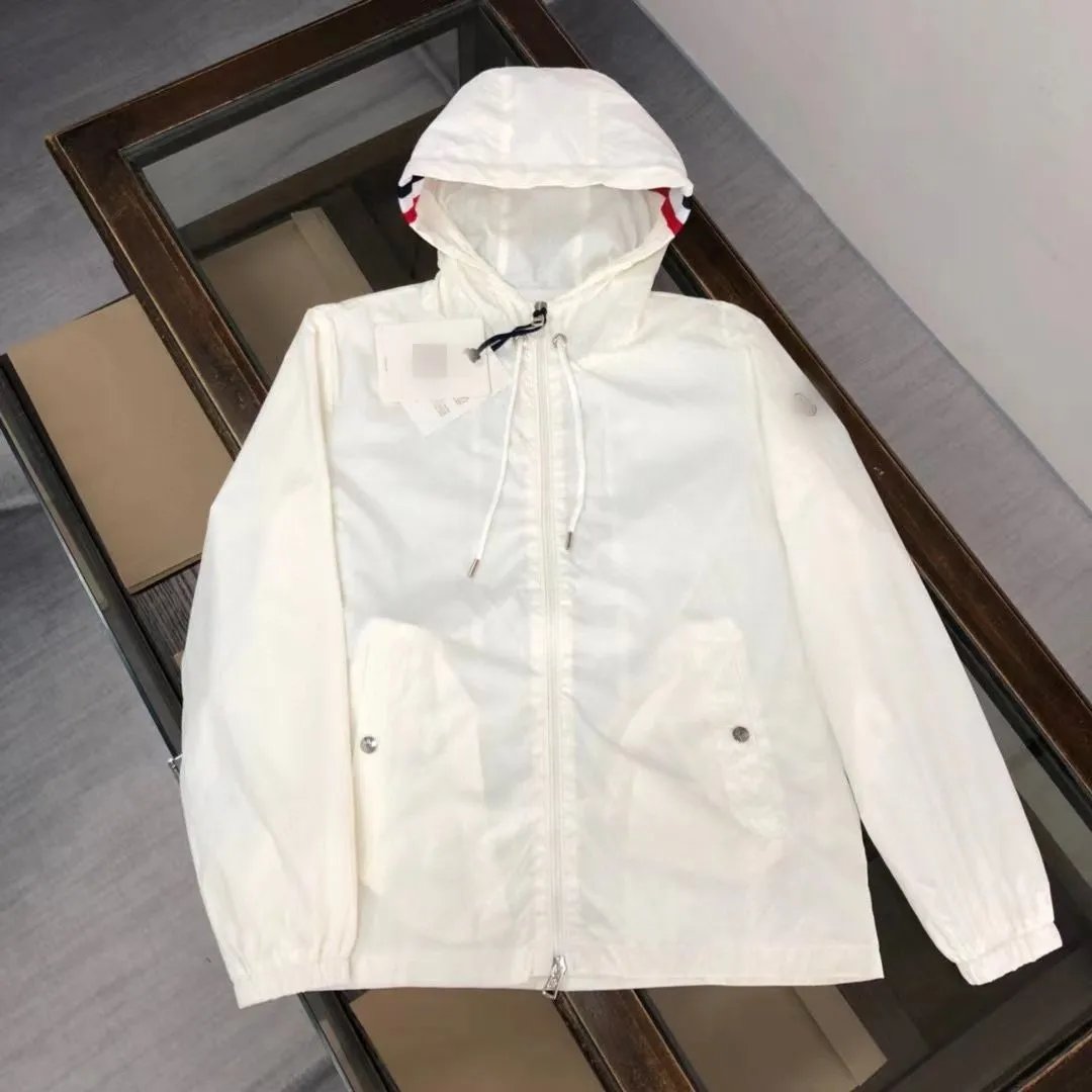 Moncler 01白色