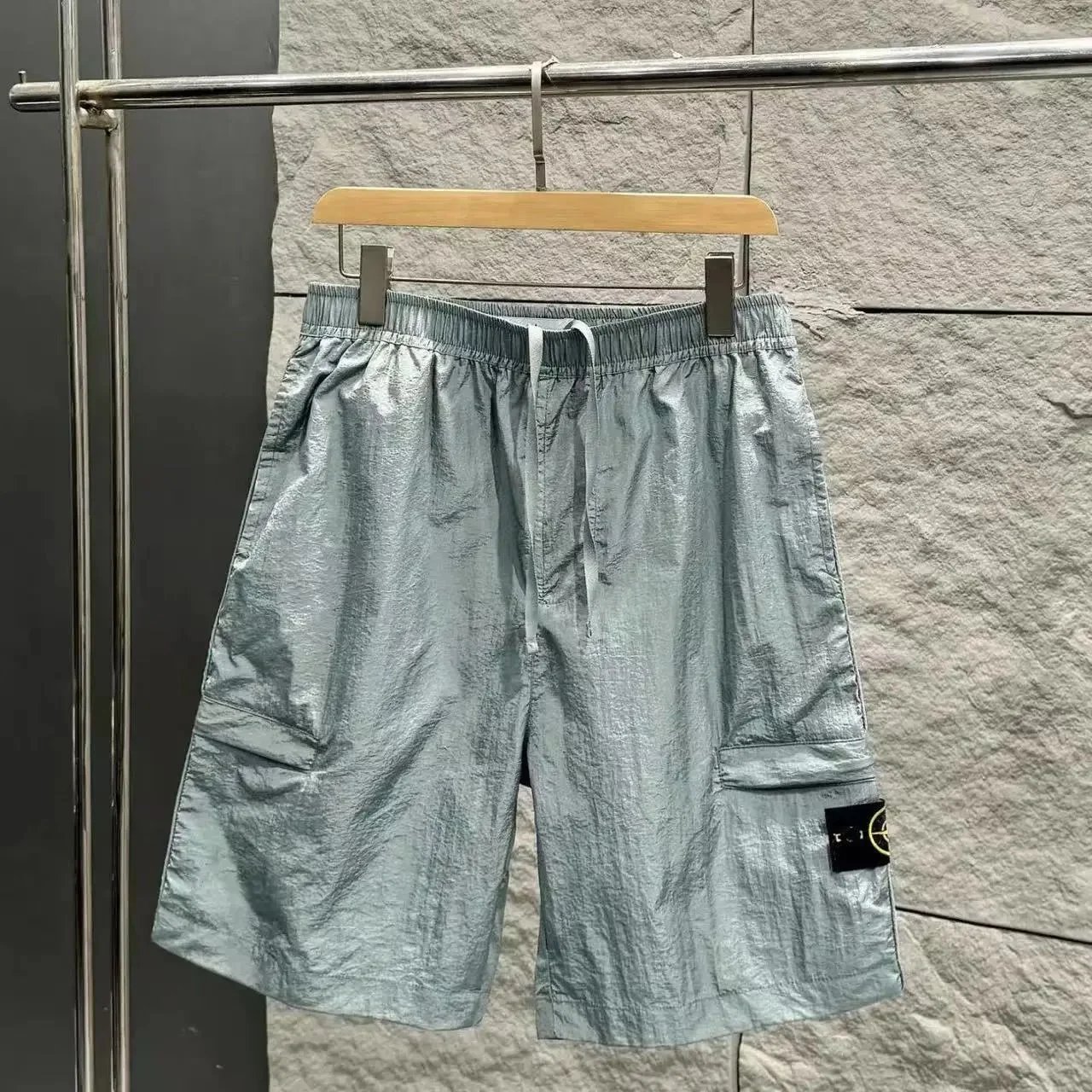 蓝色