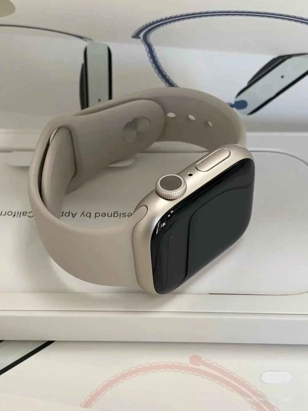 Apple Watch Series 7 Smartwatch with Fitness Tracking Beige