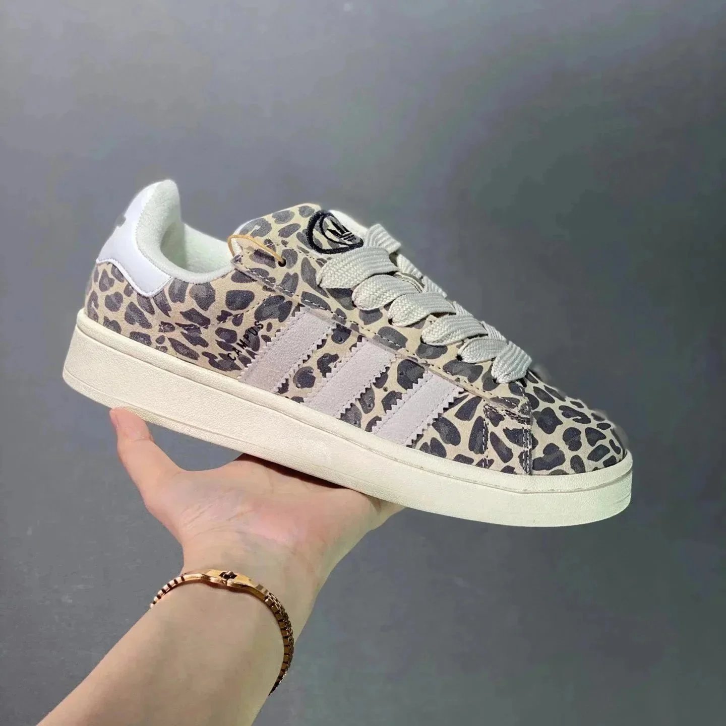 White leopard print