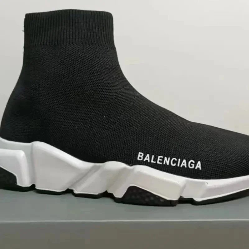 9 9