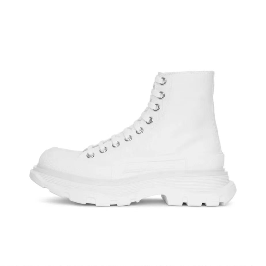 9 9