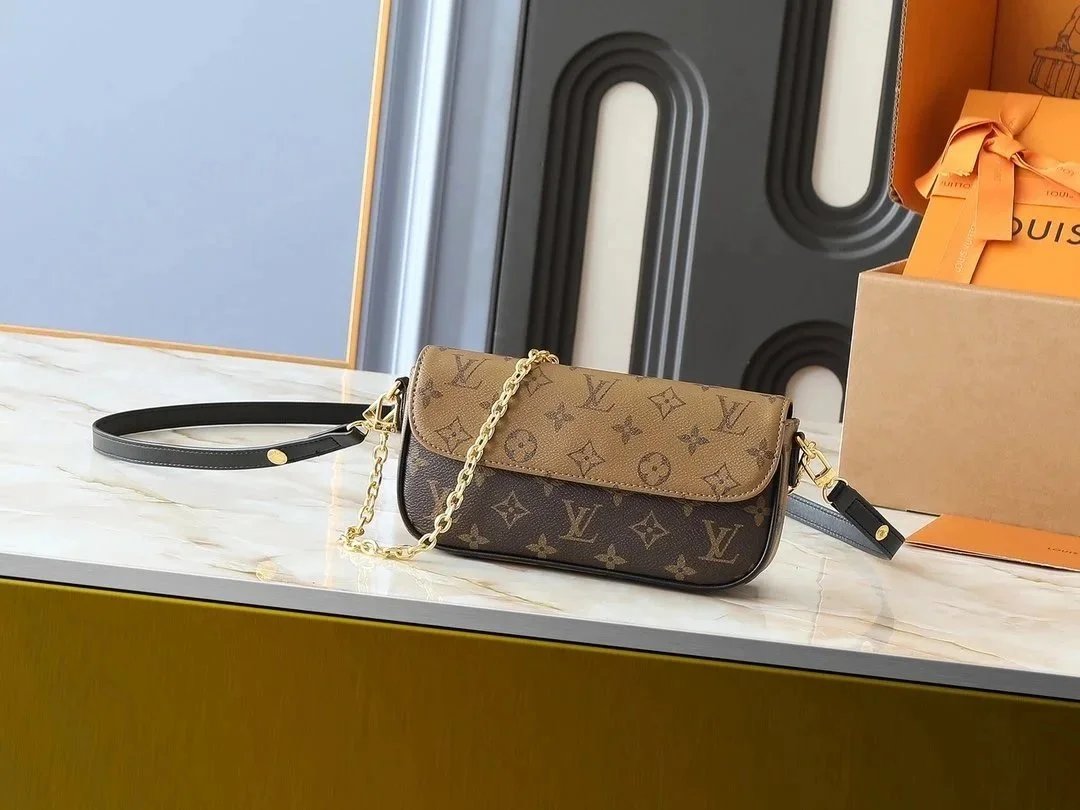 23.5 x 12.0 x 4.3 23.5 x 12.0 x 4.3
