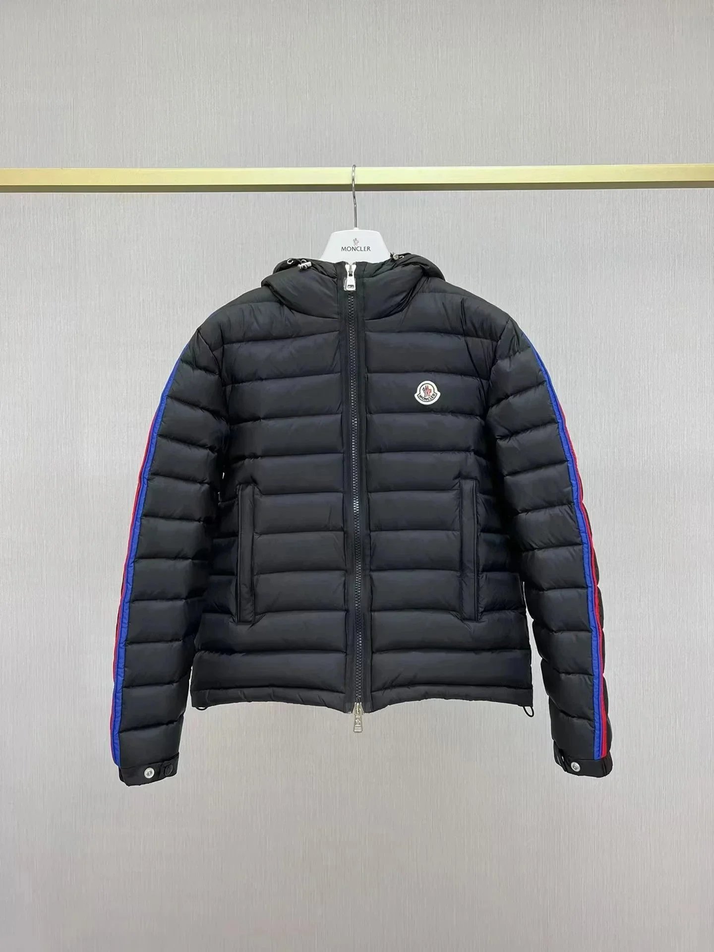 25 25