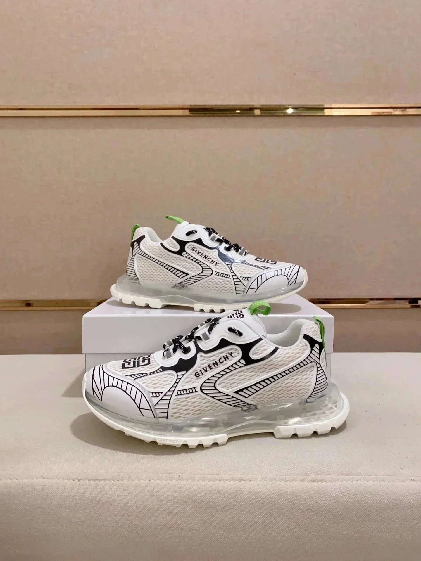 5白色005 5白色005