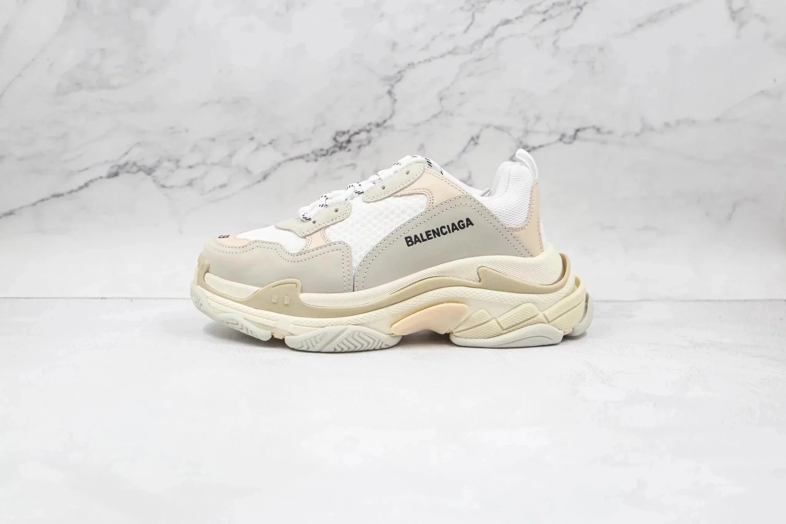 01 01