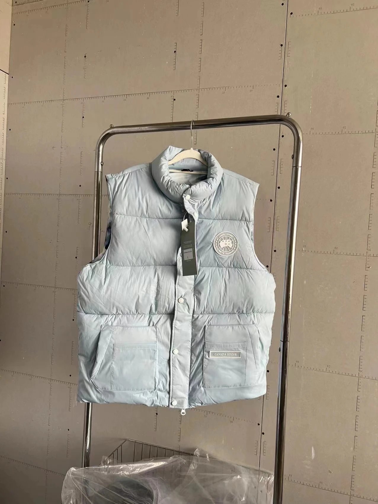 canada goose浅灰色 canada goose浅灰色