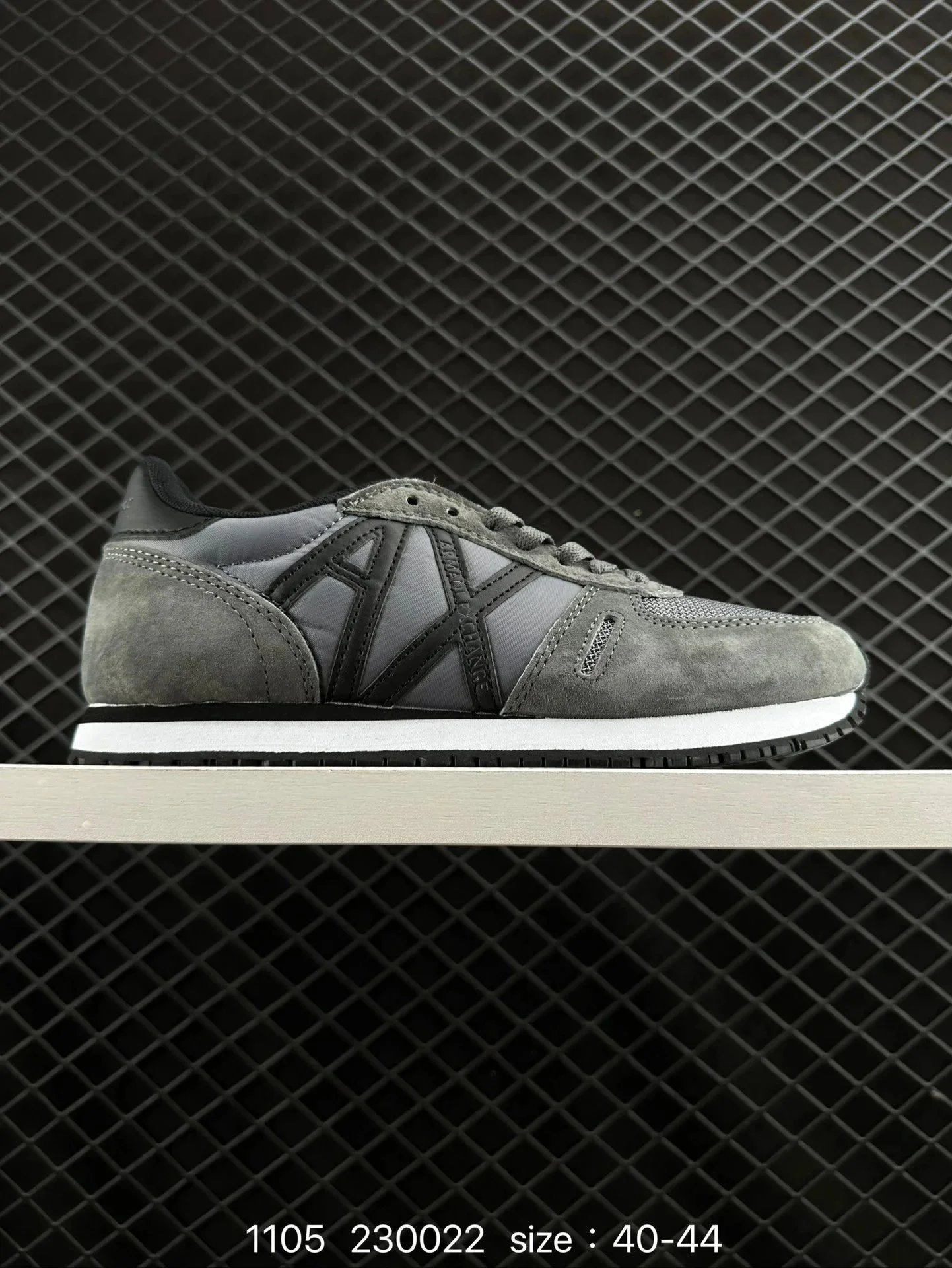 3 3