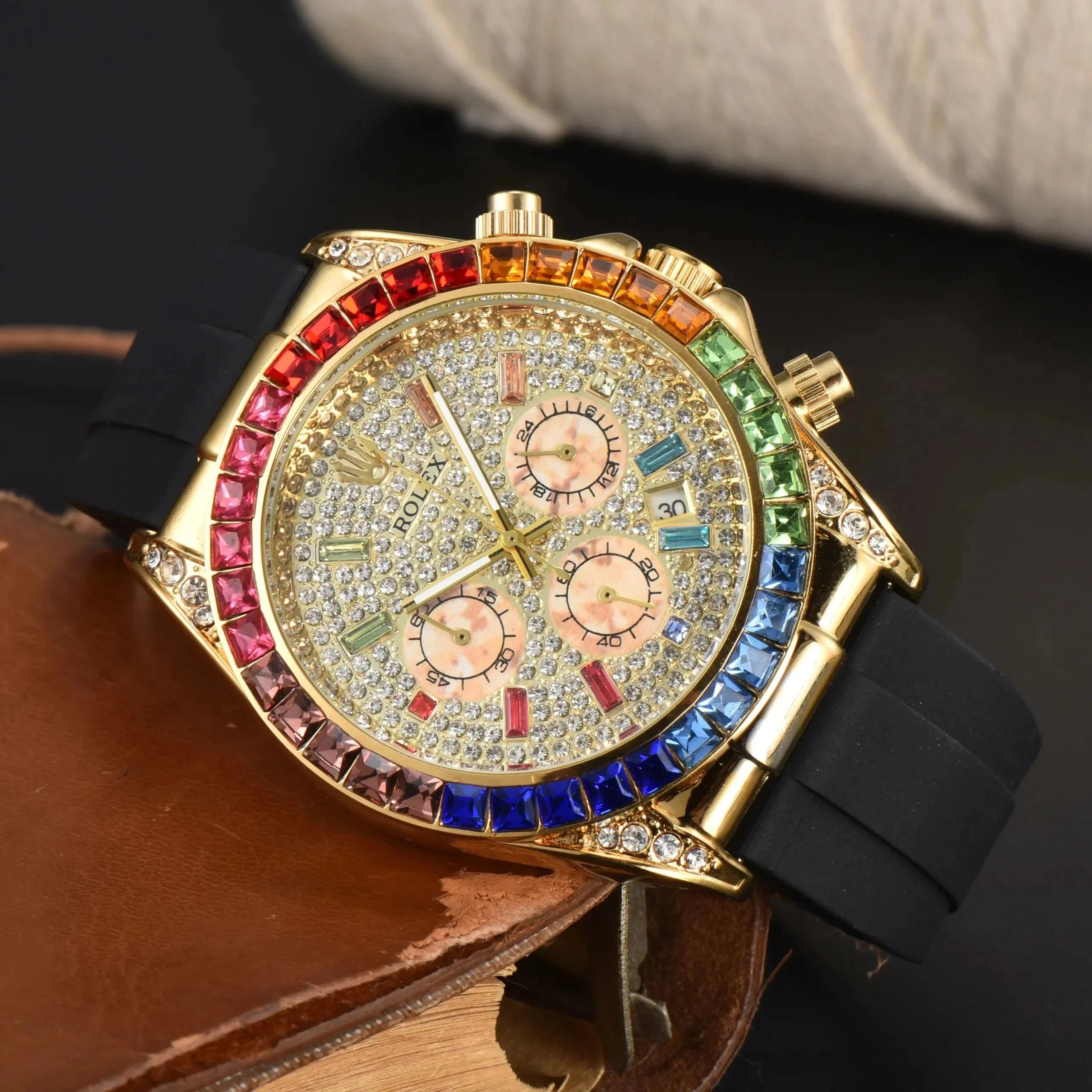 32 32
