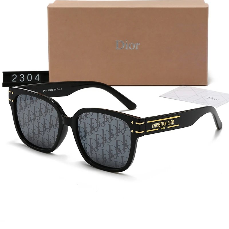 8 8