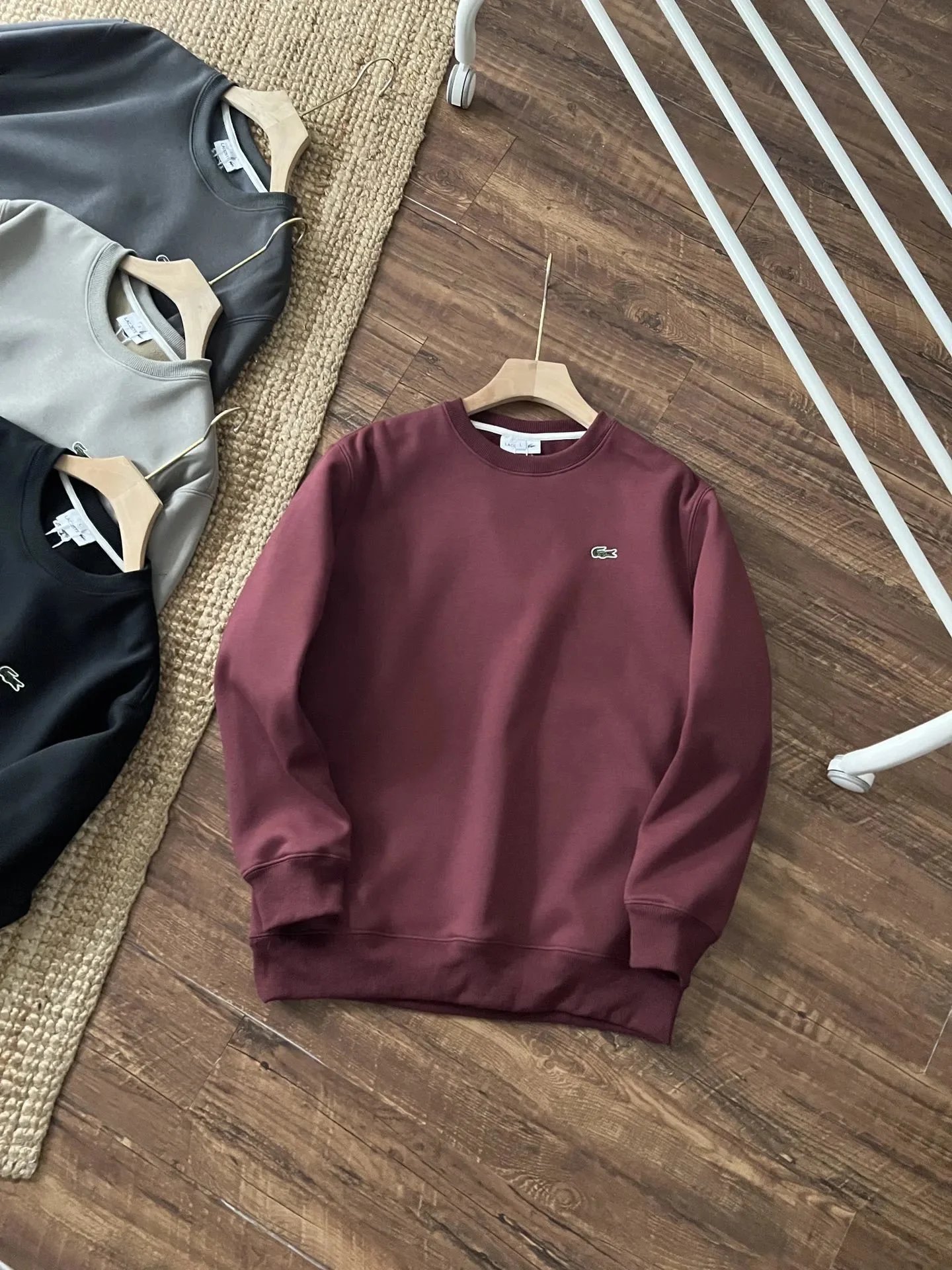 4 4