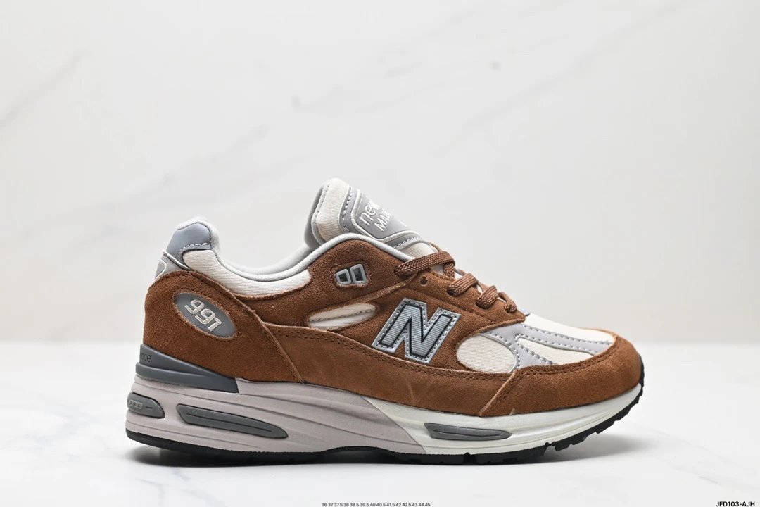 3 3