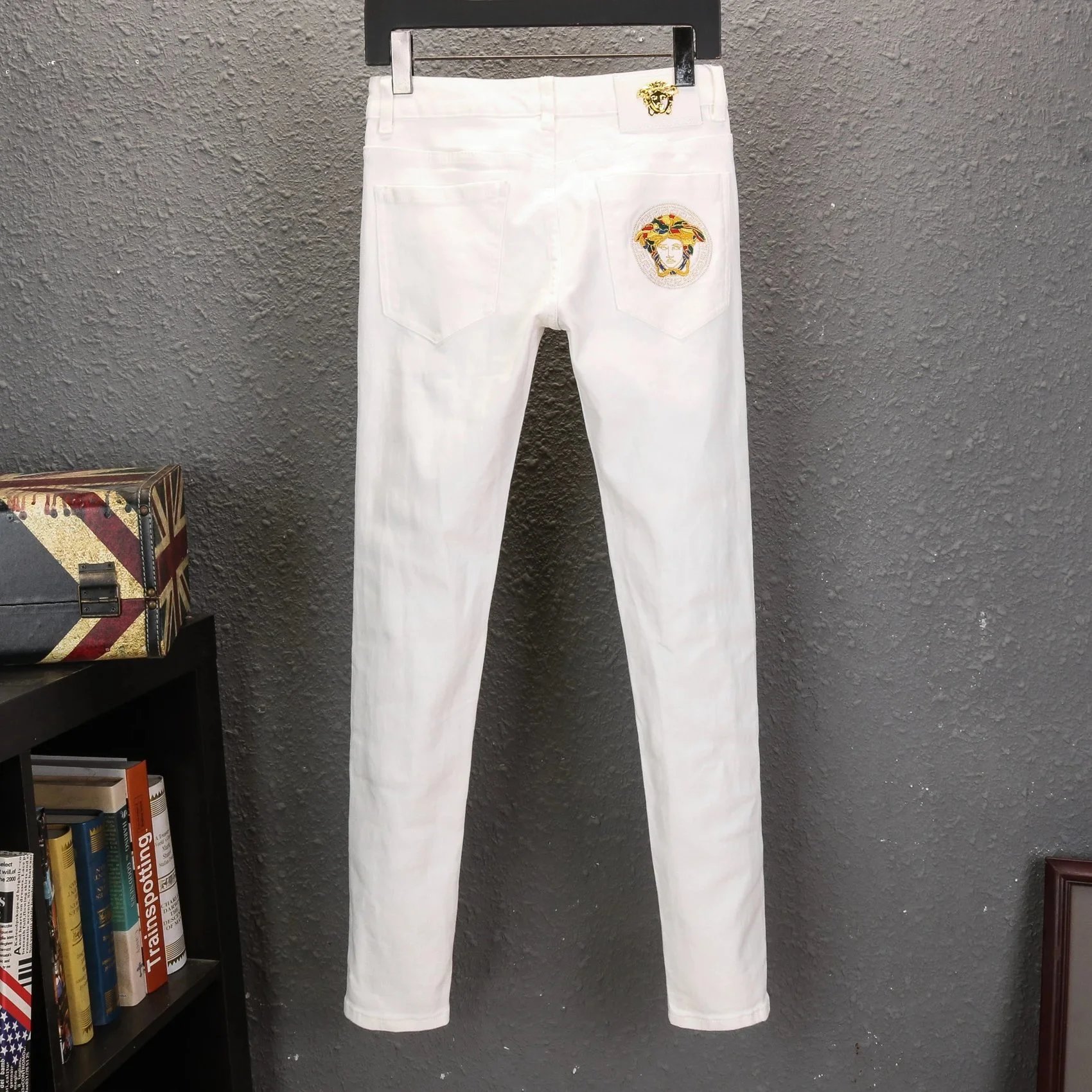 24黑色002 24黑色002