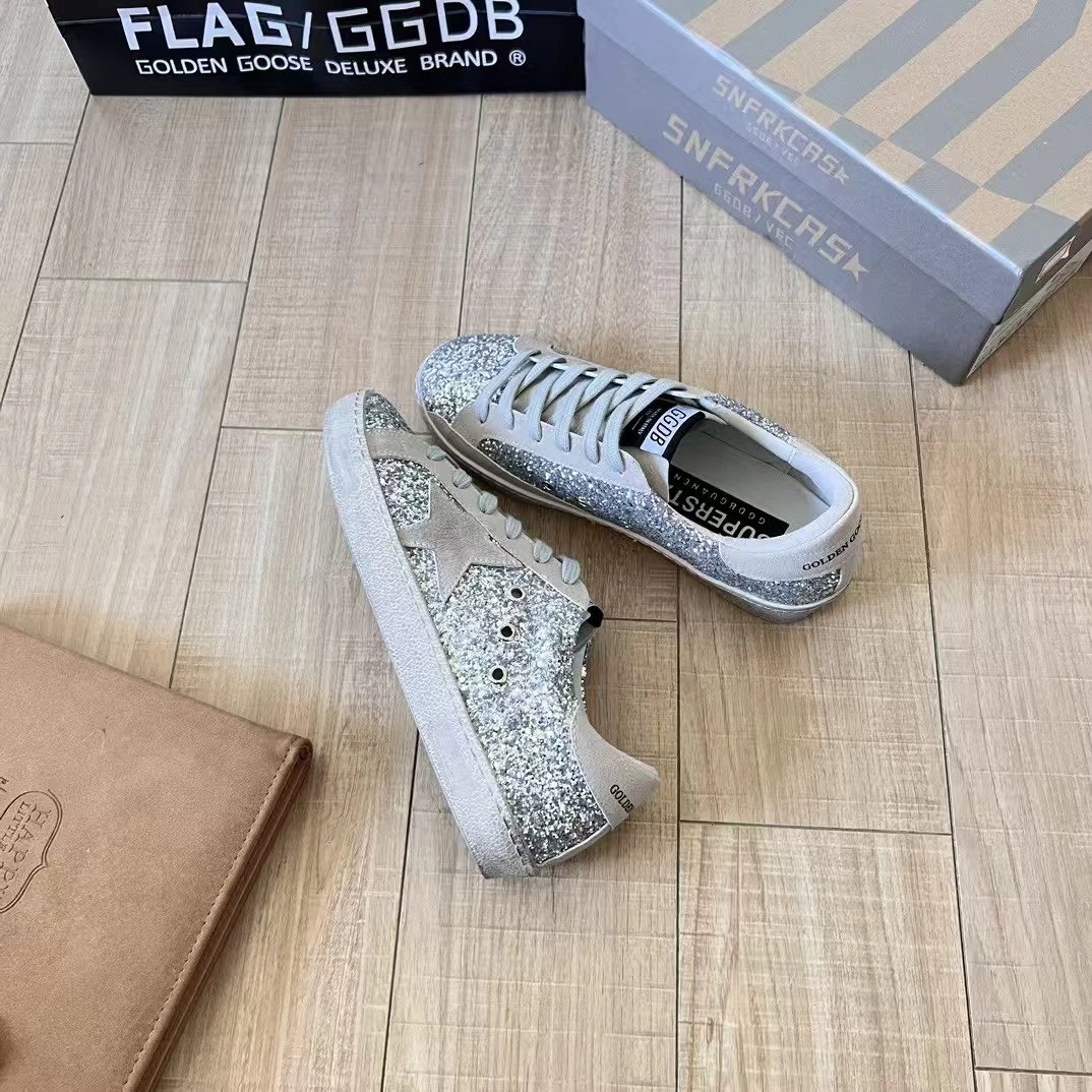 7 7