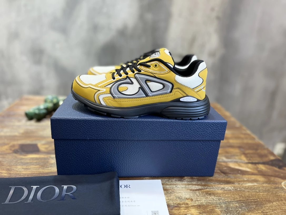8 8