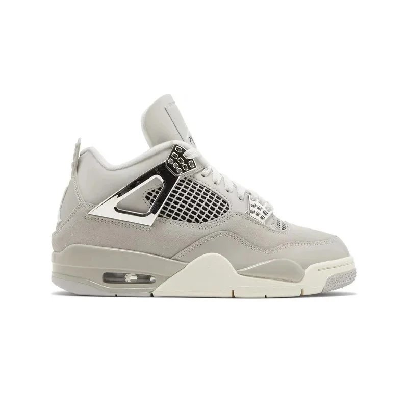 Frozen Moments AQ9129-001 Frozen Moments AQ9129-001
