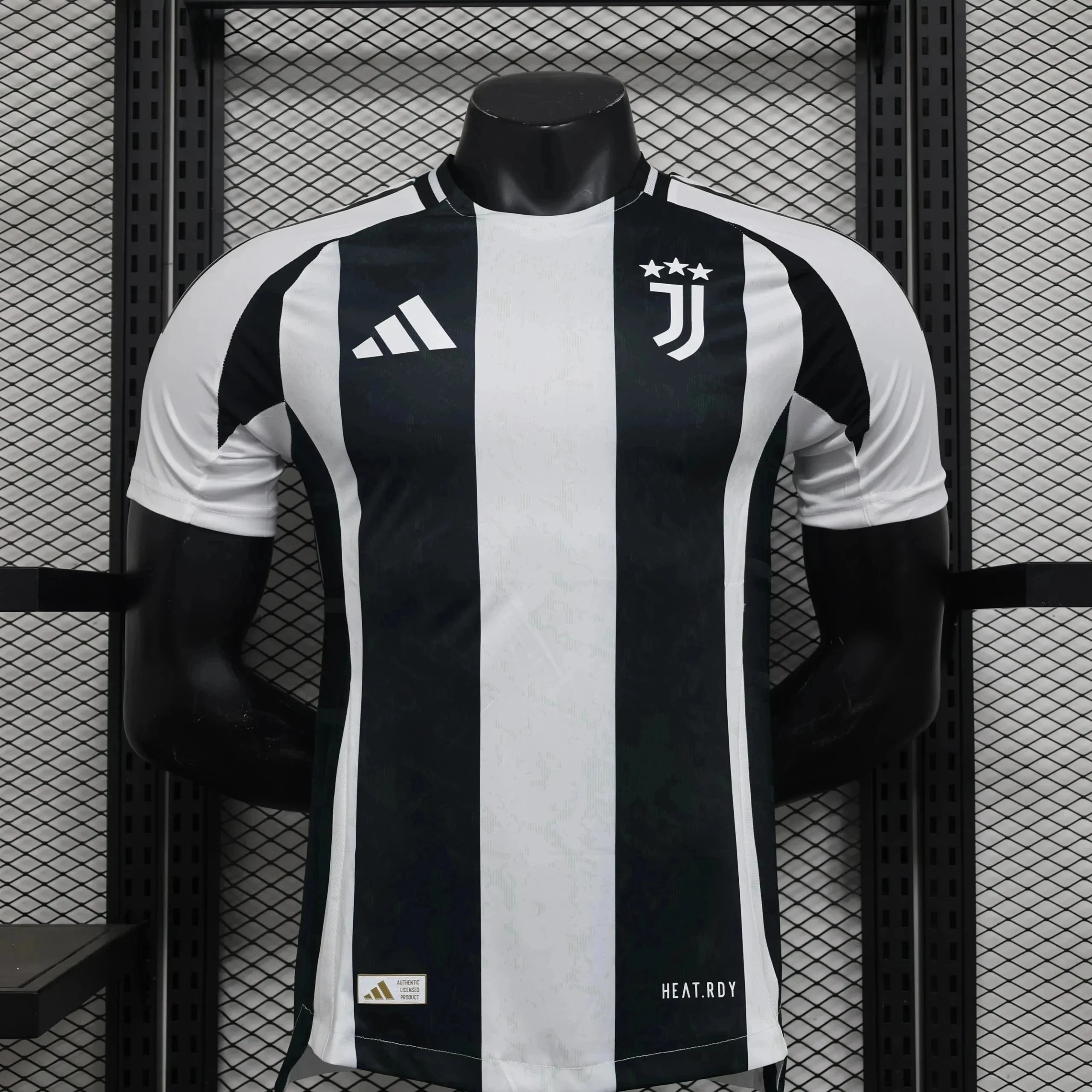 010934041 Juventus home 010934041 Juventus home