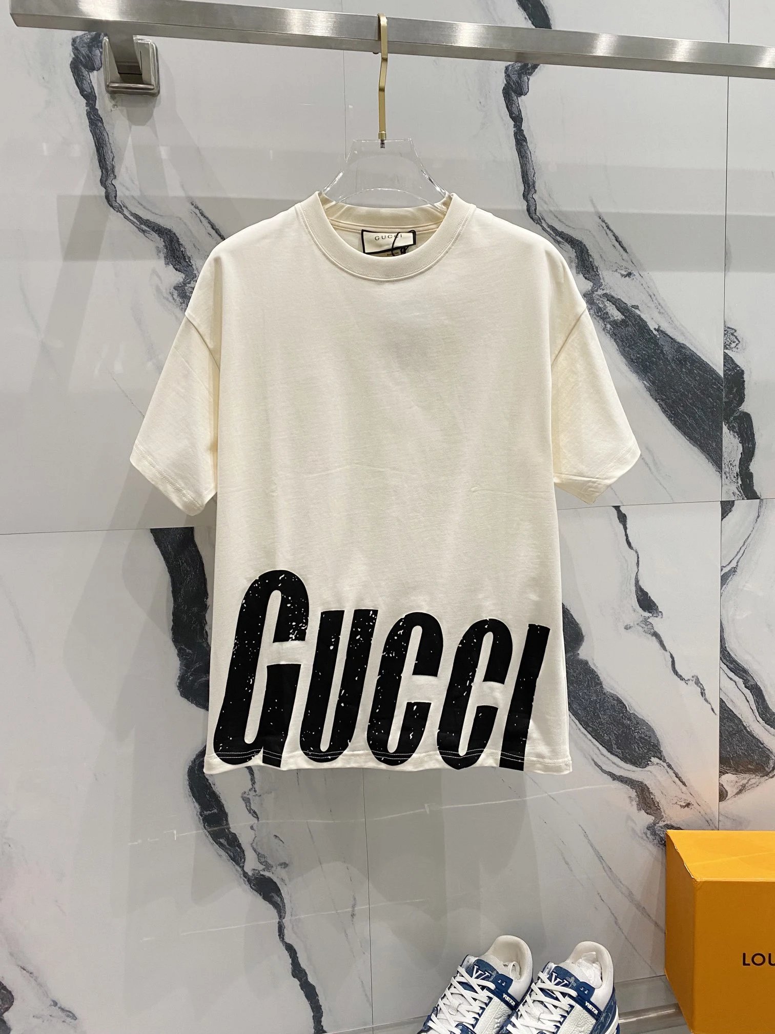 41 41