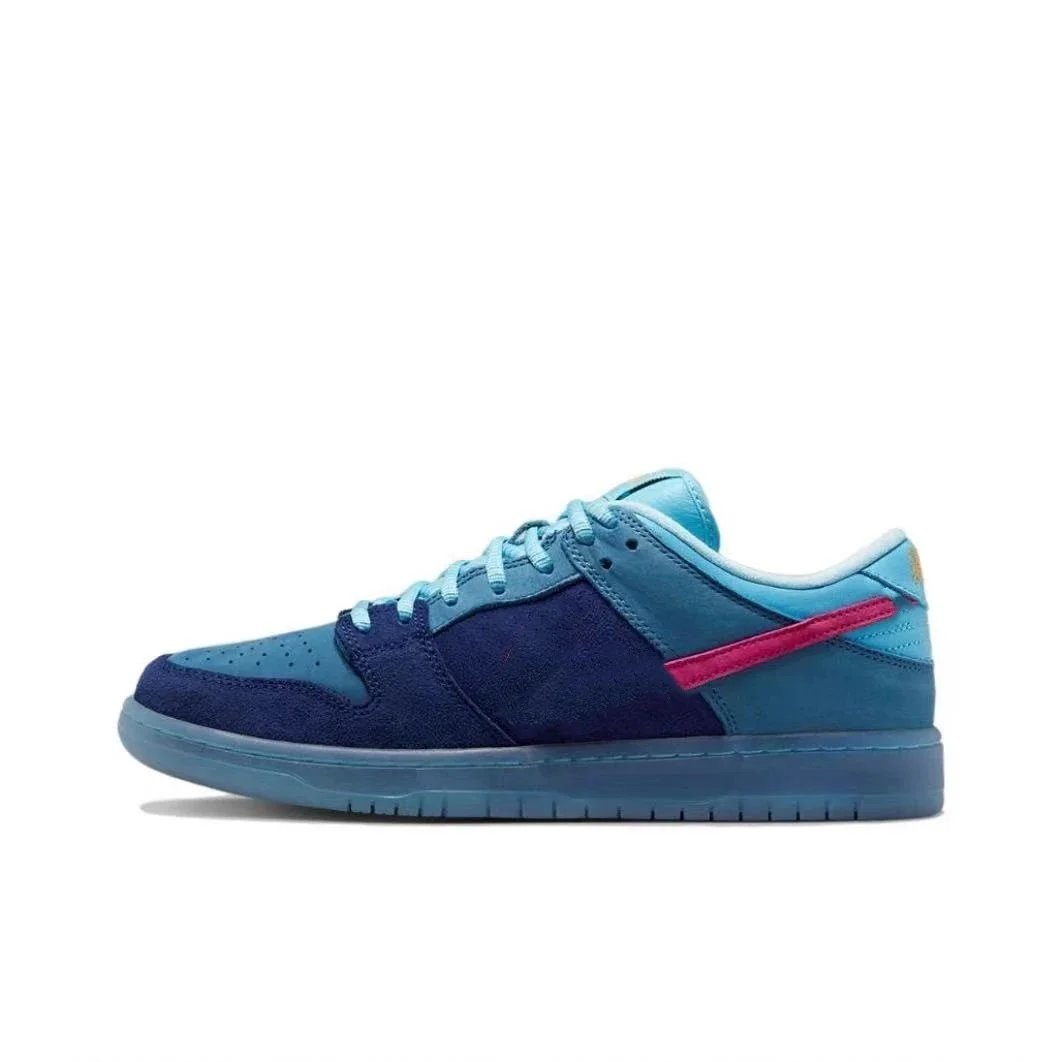 3 3