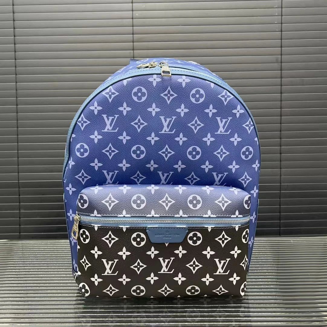 8 8