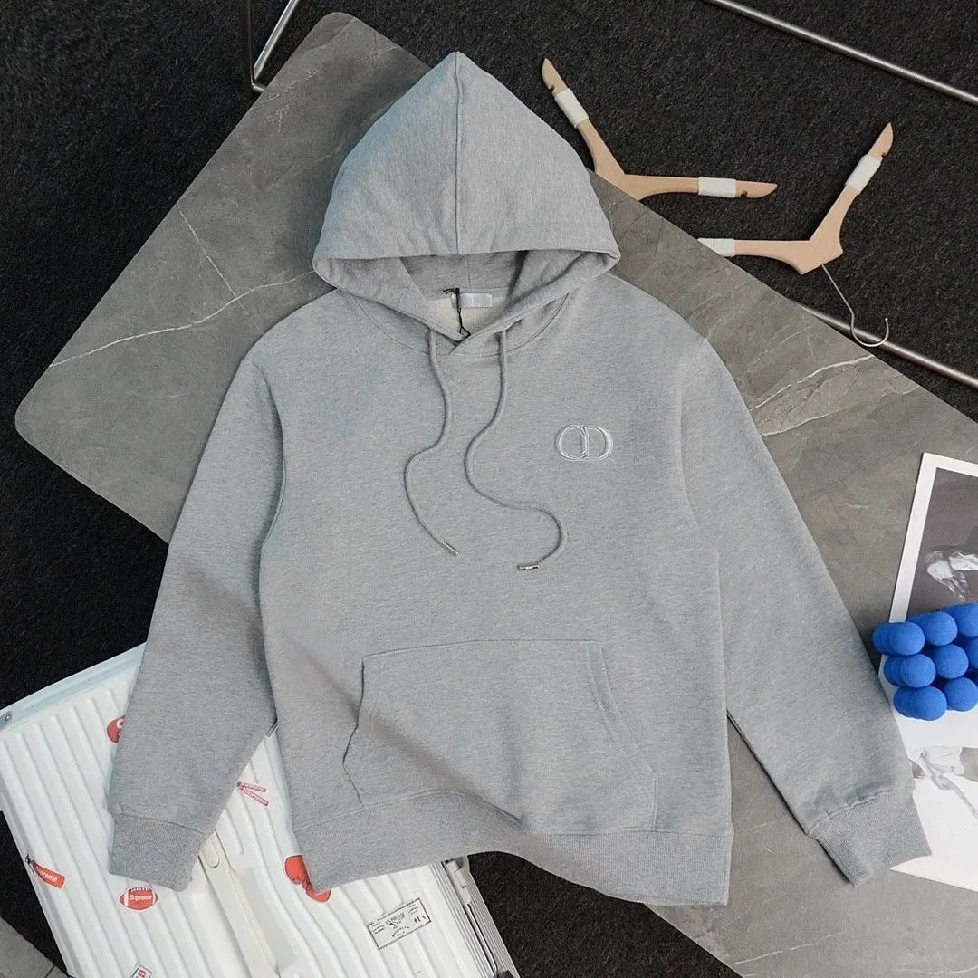 3 3