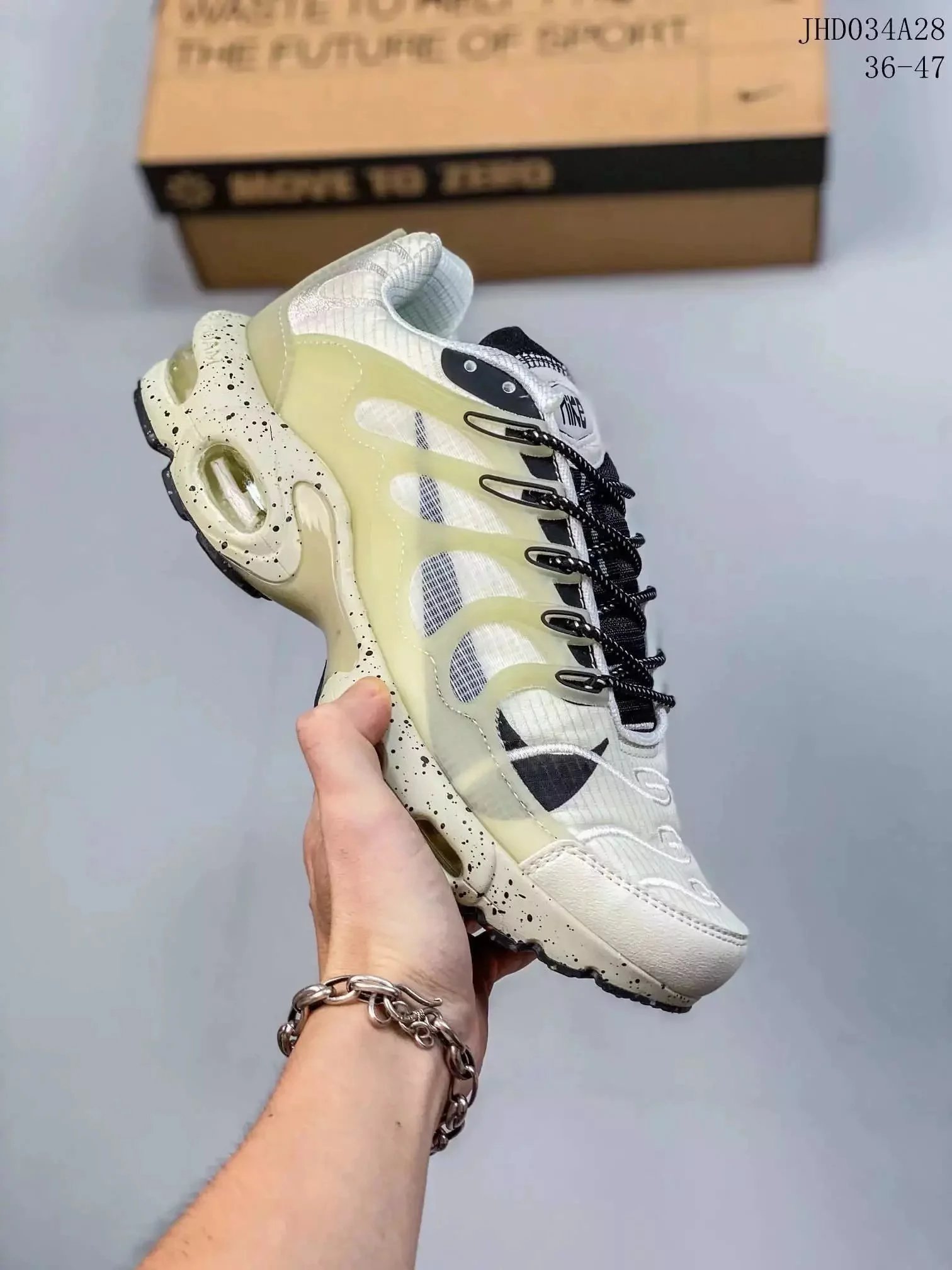 白色 白色