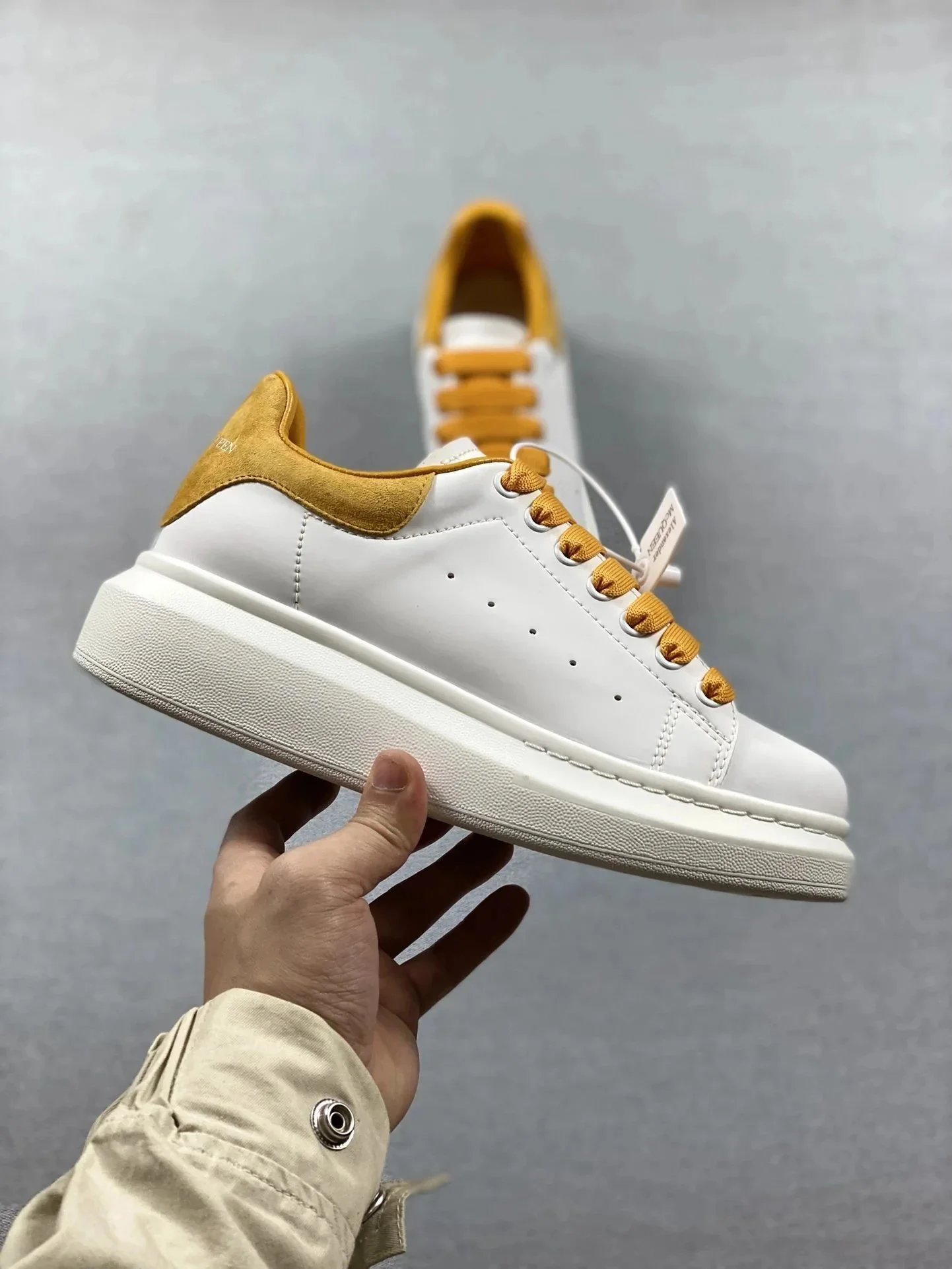 25 25