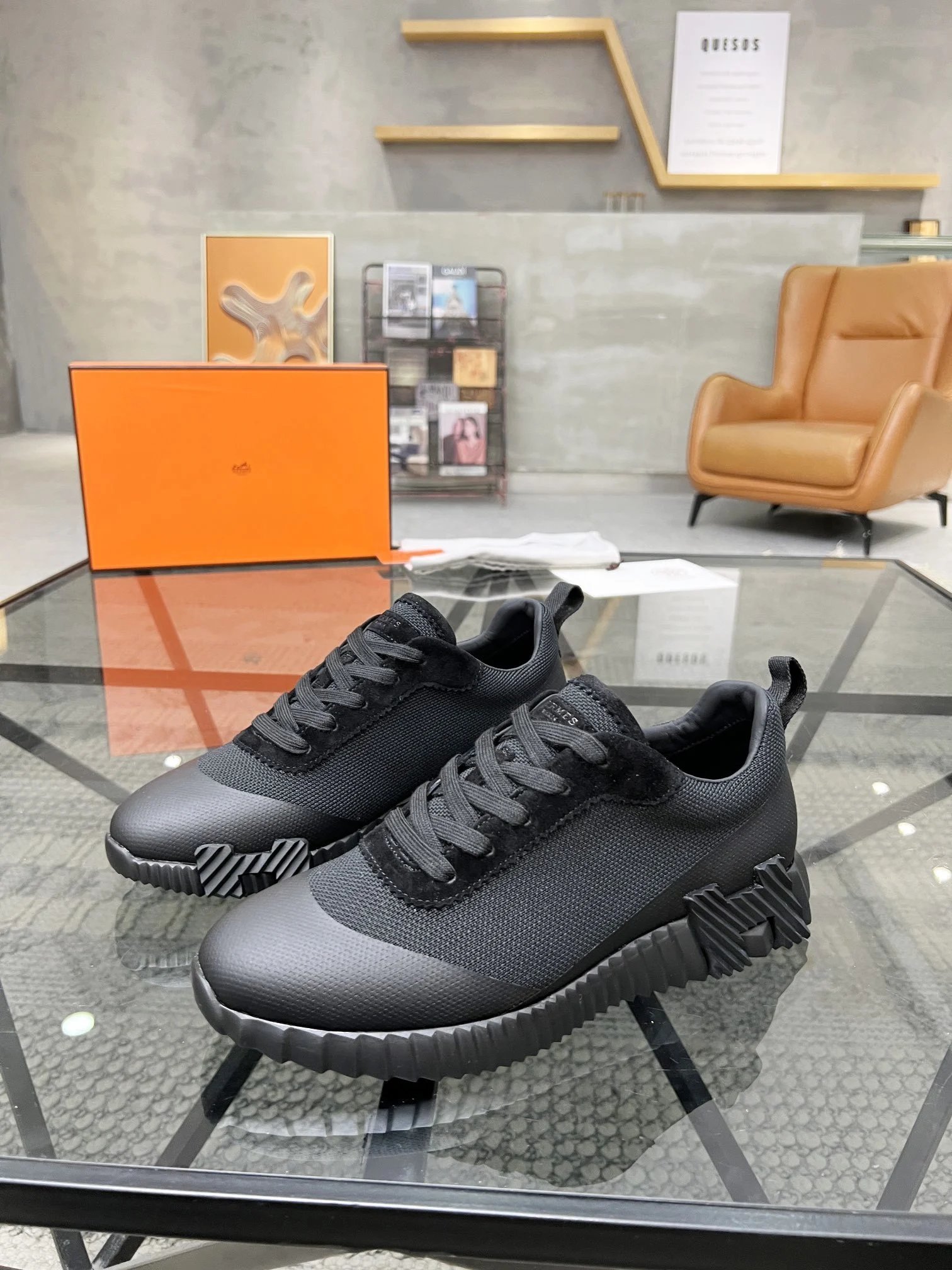 7 7