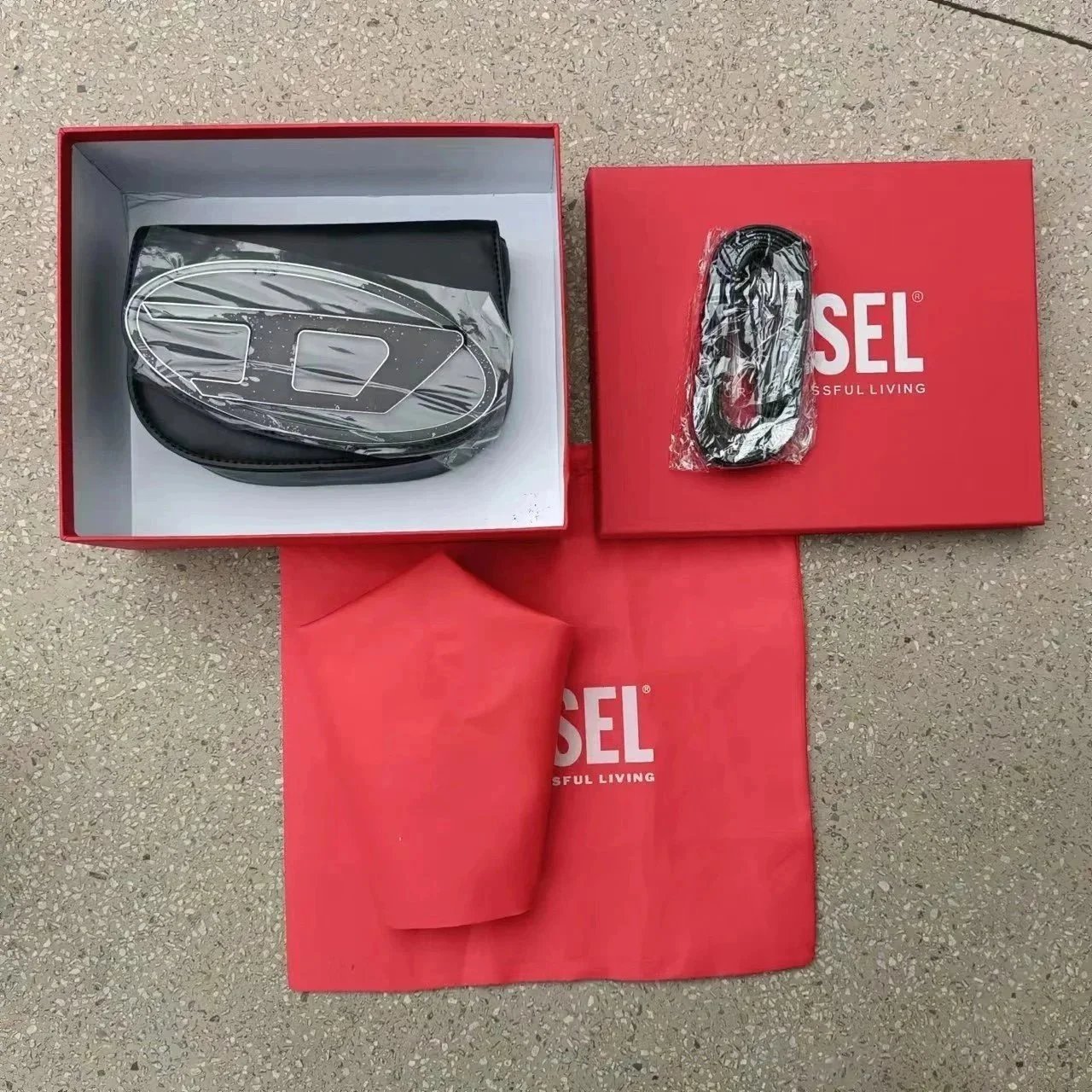 黑色 黑色