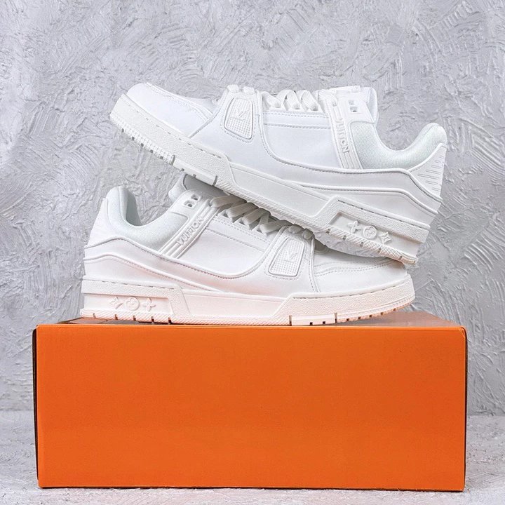 纯白 纯白